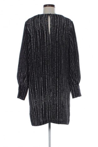 Рокля H&M, Размер XL, Цвят Многоцветен, Цена 39,00 лв.