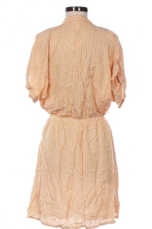 Рокля H&M, Размер M, Цвят Многоцветен, Цена 39,00 лв.