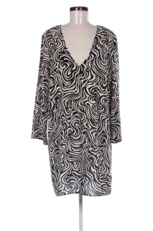 Рокля H&M, Размер XL, Цвят Многоцветен, Цена 39,14 лв.