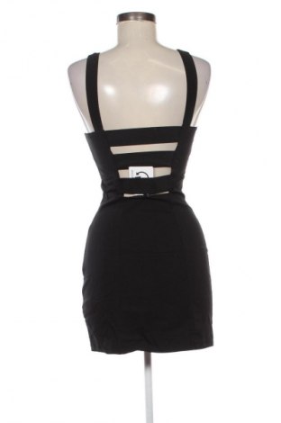 Рокля H&M Divided, Размер M, Цвят Многоцветен, Цена 39,14 лв.