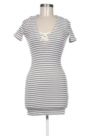 Рокля H&M Divided, Размер XS, Цвят Многоцветен, Цена 62,02 лв.