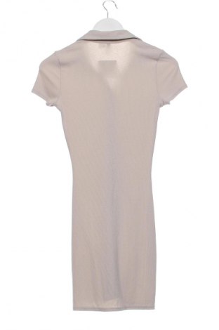 Рокля H&M Divided, Размер XS, Цвят Екрю, Цена 48,00 лв.