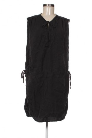 Φόρεμα H&M L.O.G.G., Μέγεθος M, Χρώμα Μαύρο, Τιμή 20,03 €