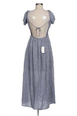 Рокля Hollister, Размер M, Цвят Многоцветен, Цена 109,99 лв.