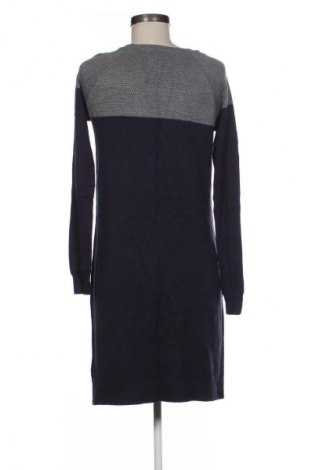 Рокля In Wear, Размер M, Цвят Многоцветен, Цена 74,99 лв.