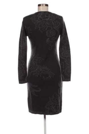 Ruha Ivko, Méret M, Szín Sokszínű, Ár 16 443 Ft