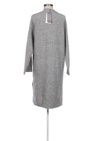 Рокля Kaffe, Размер M, Цвят Сив, Цена 107,53 лв.