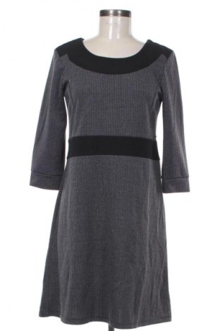 Kleid LOVE2WAIT, Größe M, Farbe Mehrfarbig, Preis 10,99 €