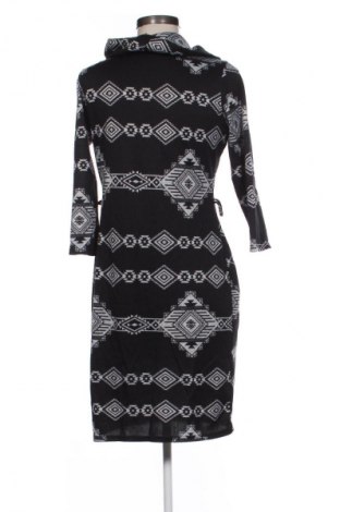 Рокля Ladies, Размер M, Цвят Многоцветен, Цена 35,99 лв.