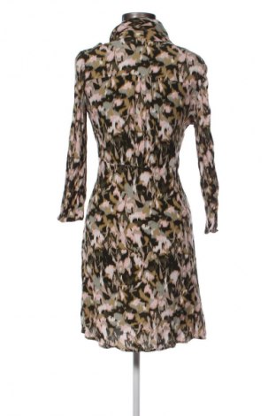 Kleid Mango, Größe M, Farbe Mehrfarbig, Preis 26,99 €