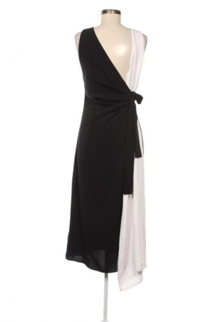 Рокля Mango, Размер M, Цвят Черен, Цена 54,74 лв.