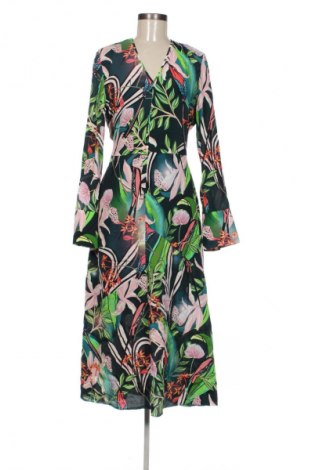 Рокля Marc Cain, Размер M, Цвят Многоцветен, Цена 177,99 лв.