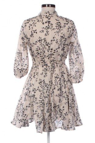 Рокля Mohito, Размер XS, Цвят Многоцветен, Цена 39,10 лв.