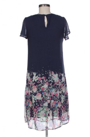 Kleid Moodo, Größe M, Farbe Mehrfarbig, Preis 22,99 €