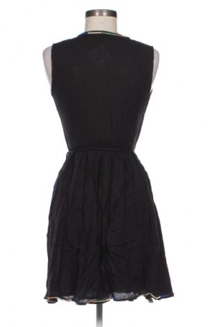 Φόρεμα Naf Naf, Μέγεθος M, Χρώμα Μαύρο, Τιμή 24,49 €