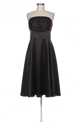 Φόρεμα Nicholas Millington, Μέγεθος M, Χρώμα Μαύρο, Τιμή 20,00 €