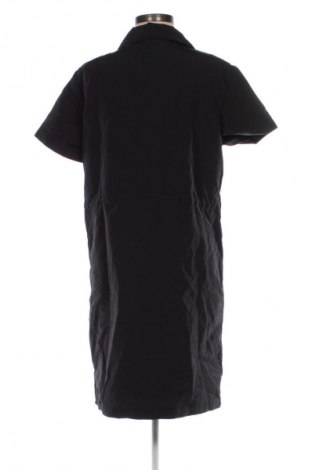 Kleid Nike, Größe M, Farbe Schwarz, Preis € 127,99