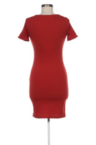 Sukienka Noisy May, Rozmiar XS, Kolor Czerwony, Cena 110,07 zł