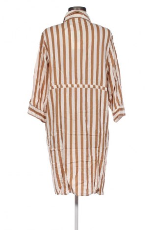 Рокля ONLY, Размер XL, Цвят Многоцветен, Цена 77,99 лв.