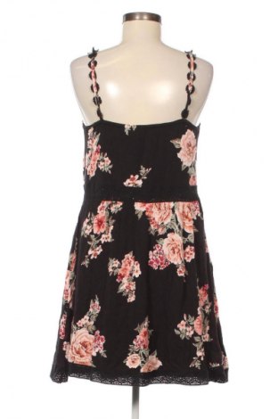 Šaty  ONLY, Velikost M, Barva Vícebarevné, Cena  939,00 Kč