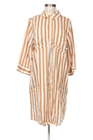 Рокля ONLY, Размер XL, Цвят Многоцветен, Цена 77,99 лв.