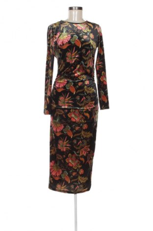 Šaty  Oasis, Velikost XS, Barva Vícebarevné, Cena  199,00 Kč