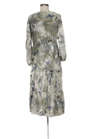 Kleid Pepper, Größe M, Farbe Mehrfarbig, Preis € 22,99