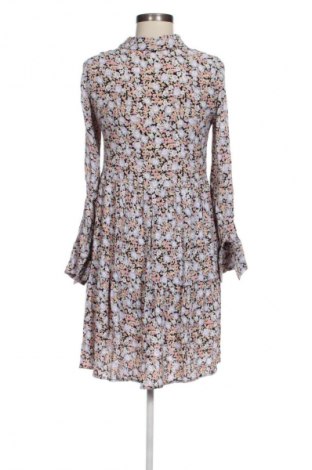 Рокля Pieces, Размер S, Цвят Многоцветен, Цена 27,00 лв.