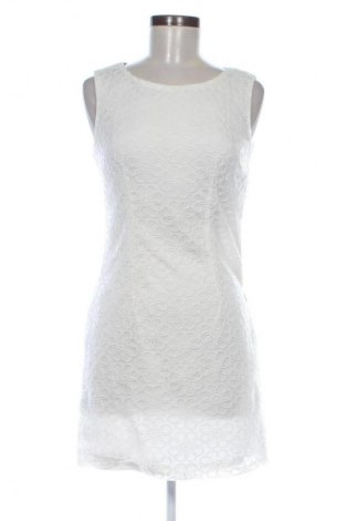 Kleid Pinky, Größe S, Farbe Weiß, Preis 29,59 €