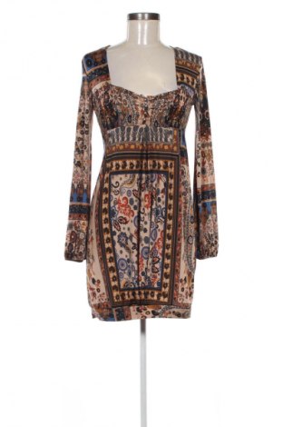 Рокля Please, Размер M, Цвят Многоцветен, Цена 82,22 лв.