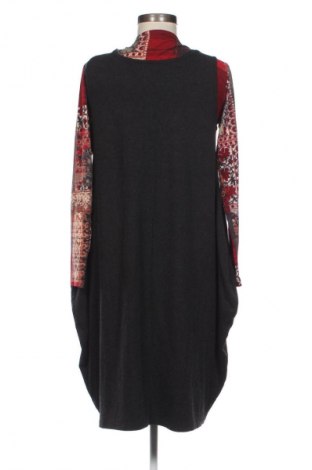 Ruha R&R, Méret M, Szín Sokszínű, Ár 7 800 Ft