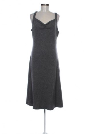 Kleid Reserved, Größe L, Farbe Grau, Preis 19,96 €