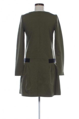 Ruha Reserved, Méret M, Szín Zöld, Ár 11 080 Ft