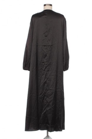 Sukienka SHEIN, Rozmiar XXL, Kolor Czarny, Cena 89,89 zł