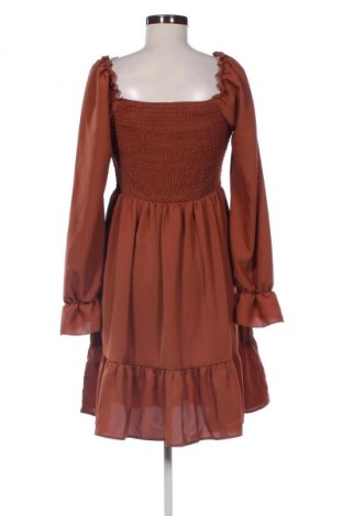 Рокля SHEIN, Размер M, Цвят Кафяв, Цена 39,03 лв.