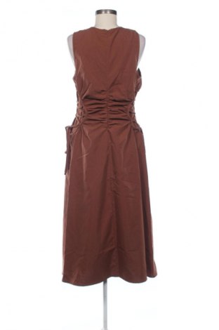 Rochie SHEIN, Mărime XL, Culoare Maro, Preț 102,63 Lei