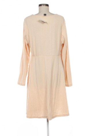 Kleid SHEIN, Größe XXL, Farbe Ecru, Preis € 14,99