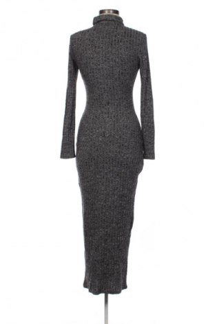 Šaty  SHEIN, Velikost M, Barva Šedá, Cena  339,00 Kč