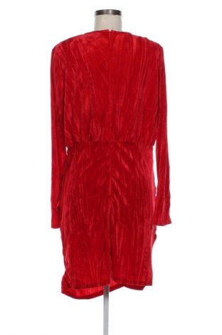 Рокля SHEIN, Размер XL, Цвят Червен, Цена 22,99 лв.