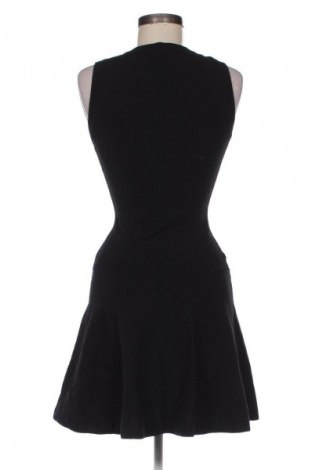 Ruha Sandro, Méret XS, Szín Fekete, Ár 29 289 Ft