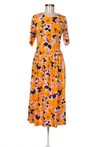 Φόρεμα Selected Femme, Μέγεθος M, Χρώμα Πολύχρωμο, Τιμή 42,05 €