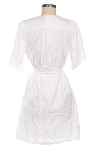 Рокля Selected Femme, Размер S, Цвят Бял, Цена 117,99 лв.