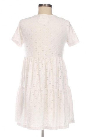 Rochie Sinsay, Mărime M, Culoare Alb, Preț 103,03 Lei