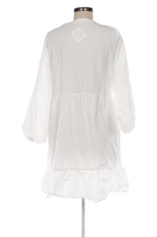 Φόρεμα Sinsay, Μέγεθος XXL, Χρώμα Λευκό, Τιμή 24,49 €