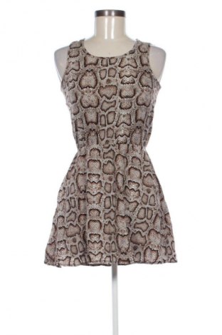 Рокля Sinsay, Размер XS, Цвят Многоцветен, Цена 39,14 лв.