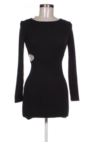 Рокля Sinsay, Размер XXS, Цвят Черен, Цена 62,21 лв.