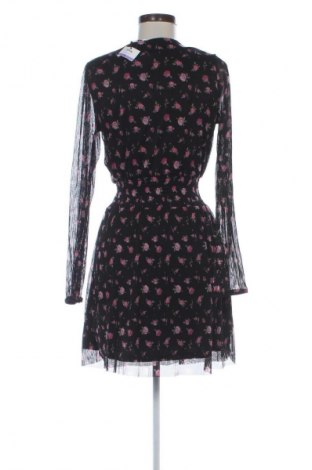 Kleid Sinsay, Größe M, Farbe Mehrfarbig, Preis 31,68 €