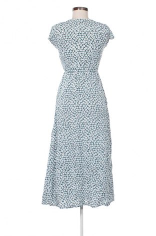 Рокля Sinsay, Размер S, Цвят Многоцветен, Цена 35,99 лв.