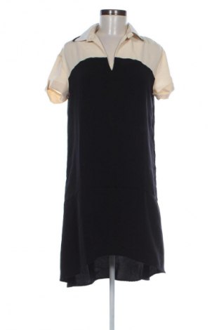 Рокля Sisley, Размер M, Цвят Многоцветен, Цена 82,11 лв.