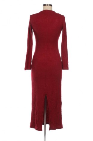 Kleid Stradivarius, Größe S, Farbe Rot, Preis € 41,99